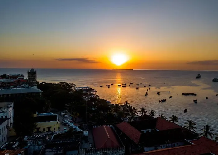 Stonetown View Inn
